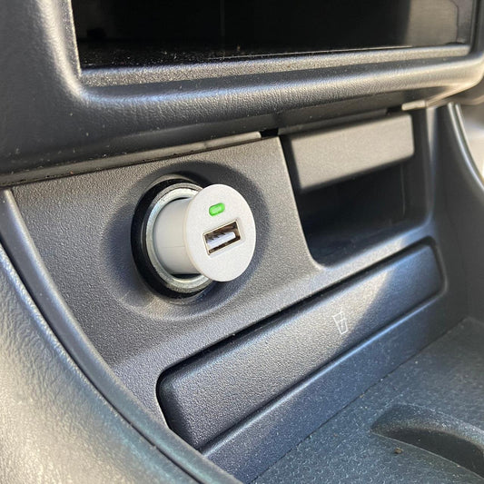 Laser USB Car Charger with 3-in-1 Cable White.