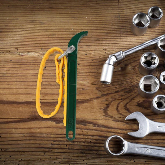 Strap Wrench - Oil Filter Wrench - Filter Wrench - Swivel Tensioning Strap - Oil Filter Pliers with Strap - Anti-Slip Strap - Max Diameter 130 mm - Strap Wrench for Opening Oil Filters - Universal - Plastic / Rubber - For Optimal Grip - Green.