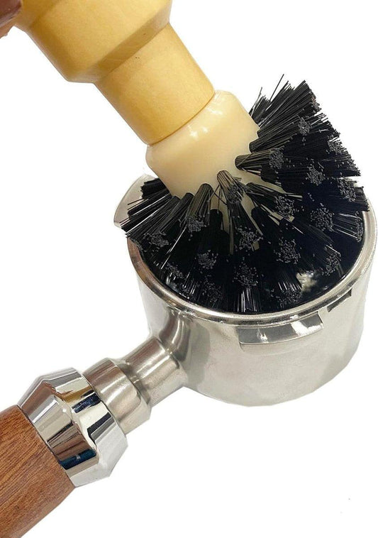Coffee Brush - Cleaning Brush - Wood - PP - Filter Basket Portafilter Cleaning Brush - Barista Accessories - Suitable for coffee filters with a diameter of 58 mm - 6 * 10.2 cm - Light Brown.
