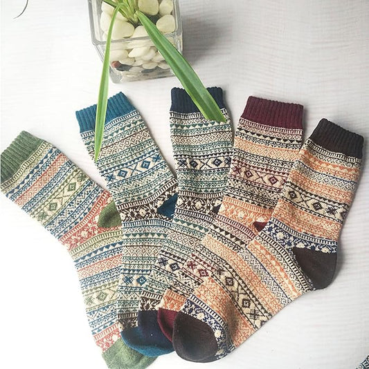 Winter Socks - 5 Pairs of Thick Wool Socks - For Women and Girls - Breathable and Soft - Multicolor Design