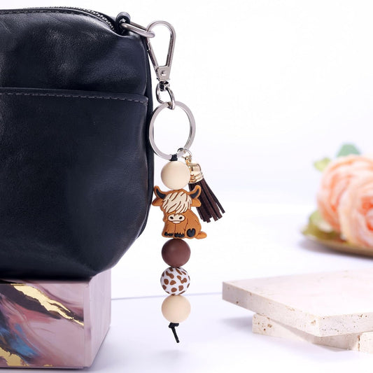 Kvekstio Cute Highland Cow Keychain, 2 Pack Farm Animal Cow Print Silicone Bead Key Ring with Tassel Gift for Women Men, Farmhouse Country Style Purse Bag Accessories for Cows Lovers Party Favors