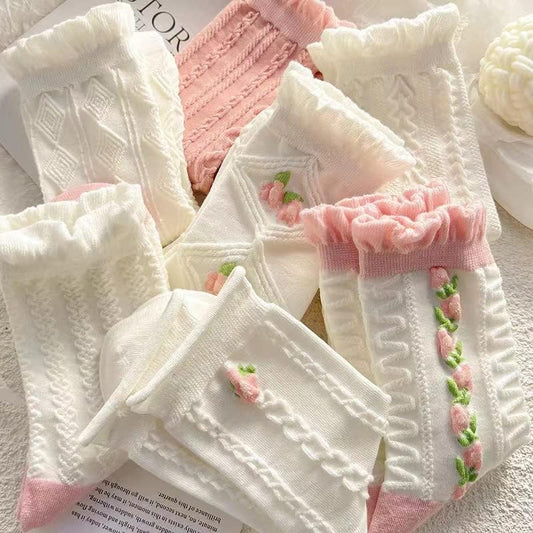 5 Pairs White Cute Socks, Women's Lace Ruffles Ankle Casual Sock, Cottagecore Breathable Mid Tube Socks, Floral Crew Socks