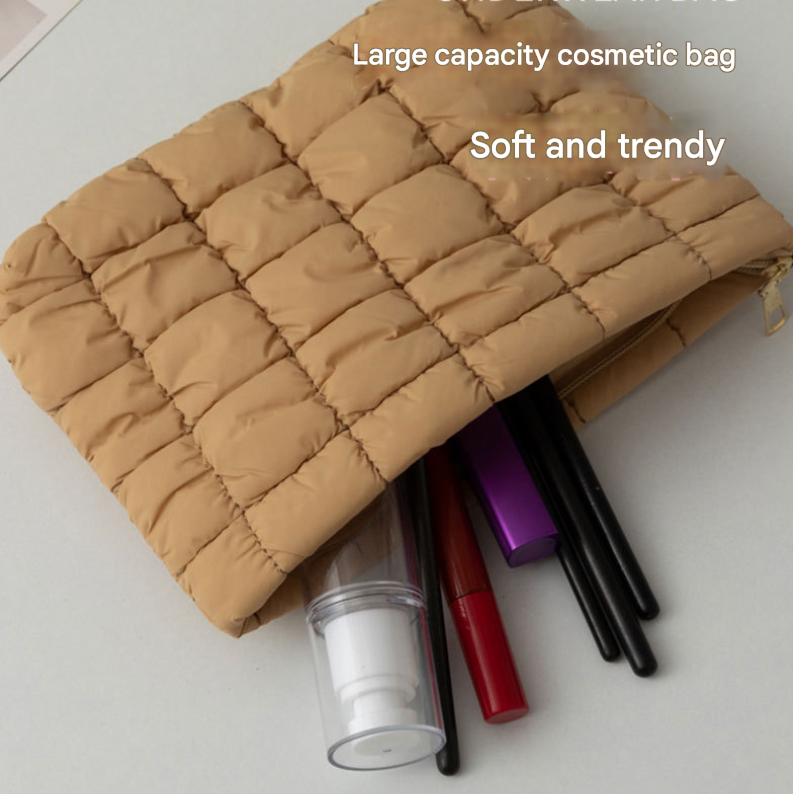 Blue 2 Pack Quilted Puffer Clutch Bag Set Checkered Makeup Pouch Women Fashion Cosmetic Organiser for Travel and Daily Use