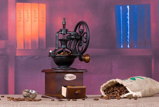 Manual Coffee Bean Grinder(brown).