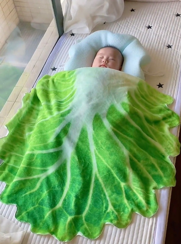Cute Cabbage-Shaped Fleece Blanket – Fun and Cozy Throw for Naps, Office Use, Air Conditioning, or Baby Swaddling (Green & White)(120cm*120cm)