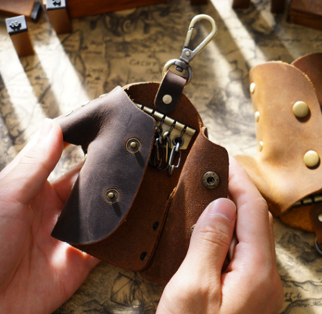 Blue Genuine Crazy Horse Leather Key Case Creative Jacket Shape Holder Vintage Cowhide Pouch for Car Fob & House Keys Brown