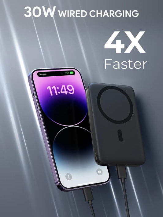 Aukey MagLinnk 10000mAh Magnetic Wireless Charging Power Bank (PB-MS02).
