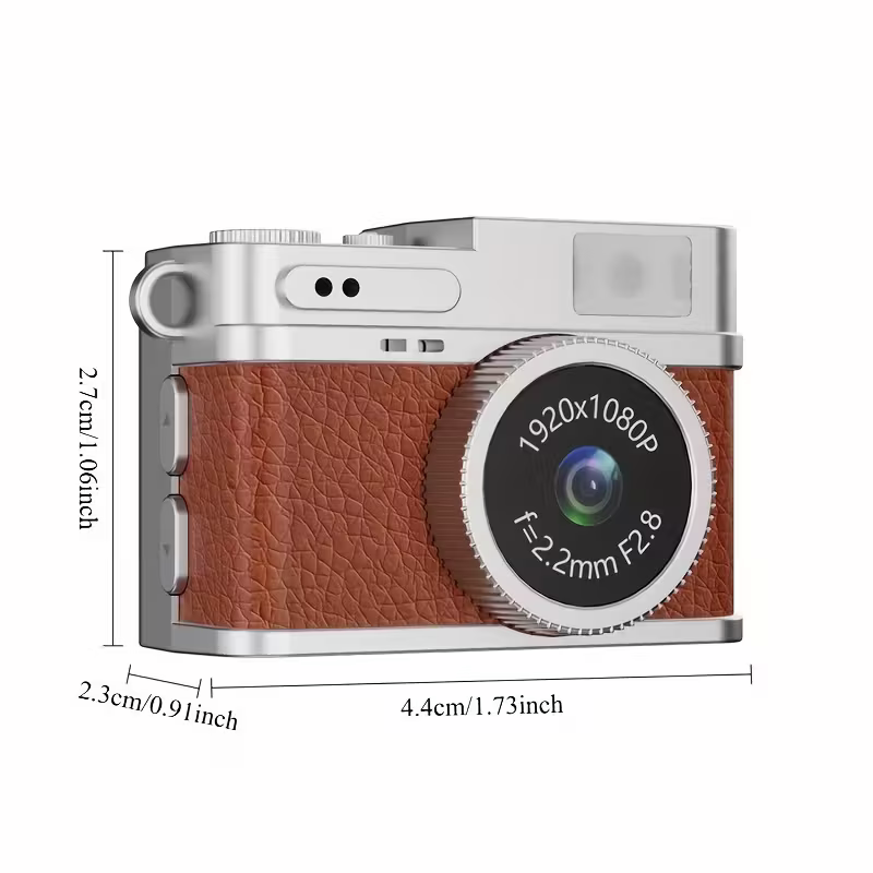 Mini camera retro version, wearable mini camera - 1080P high-definition video, 0.96-inch IPS screen, LED fill light, 17.5-gram ultra-light portable, suitable for Vlog shooting and travel, small pocket-sized photo recorder with 32GB card - small compact mi.