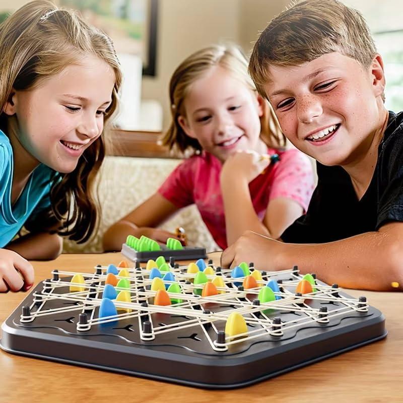 Chain Game â Multiplayer Strategy Board Puzzle for Kids & Adults | Fun Geometric Chess with Rubber Bands, 2â4 Players | Ideal Family Game for Parties, Gifts & Screen-Free Play.