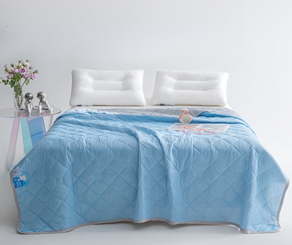 Christmas gifts for loved ones Aussie Summer Cooling Quilt – 4 Sizes, Breathable, Lightweight & Skin-Friendly for Refreshing Sleep All Season(dark green,150cm*200cm)