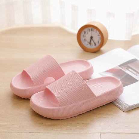 Cloud Slippers for Women and Men, Pillow House Slippers Shower Shoes Indoor Slides Bathroom Sandals, Ultimate Comfort, Lightweight, Thick Sole, Non-Slip, Easy to Clean pink（44-45）