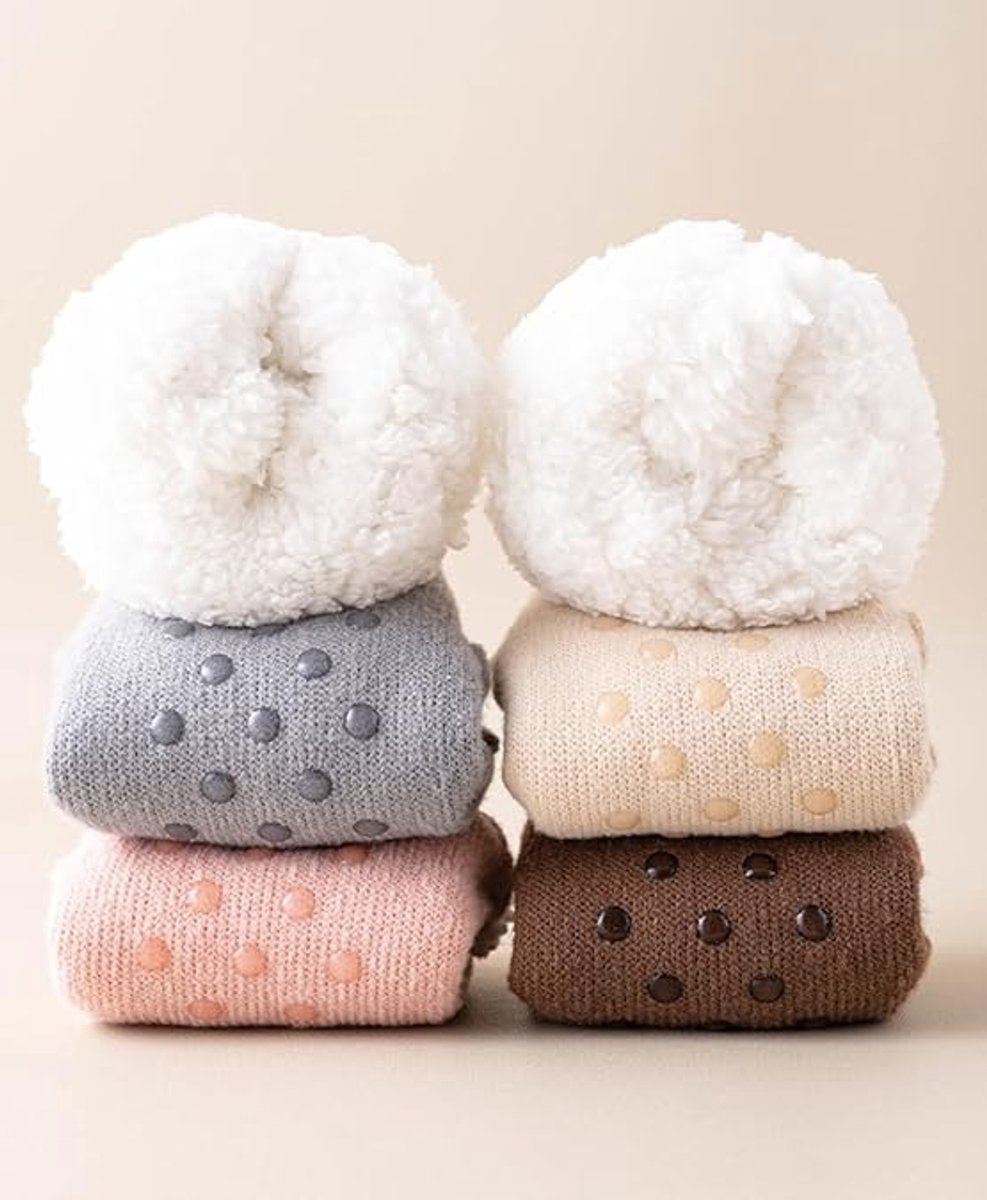 Socks - Warm socks - Indoor socks - Women's slippers - Warm winter socks - Fleece socks - Comfortable - Winter warmth - Ultra-comfortable women's indoor slippers - One size fits all - Apricot