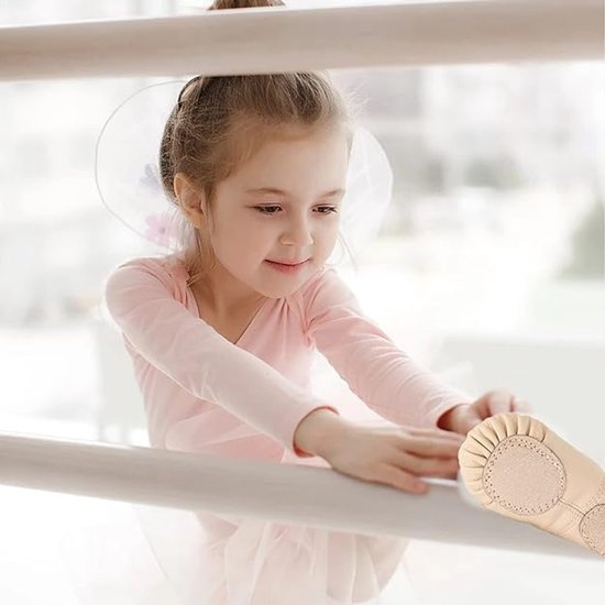 Women's Ballet Shoes â Ballet Shoes for Girls â Beige â Soft PU Leather Dance Shoes with Non-Slip Sole â Suitable for Ballet, Yoga & Home Use â For 13.5 UK Child.