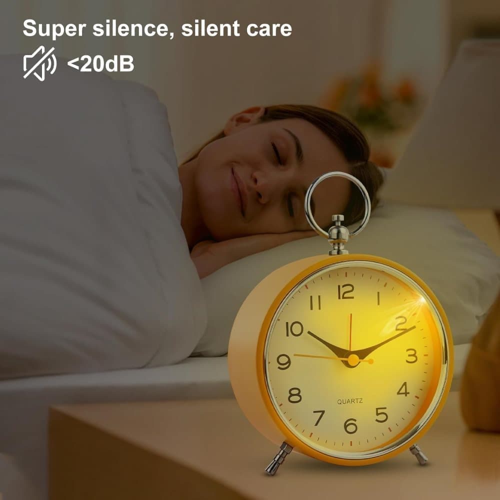 Silent Analog Alarm Clock with Snooze Button, Retro Design and Lighting, 16x11 cm, Orange