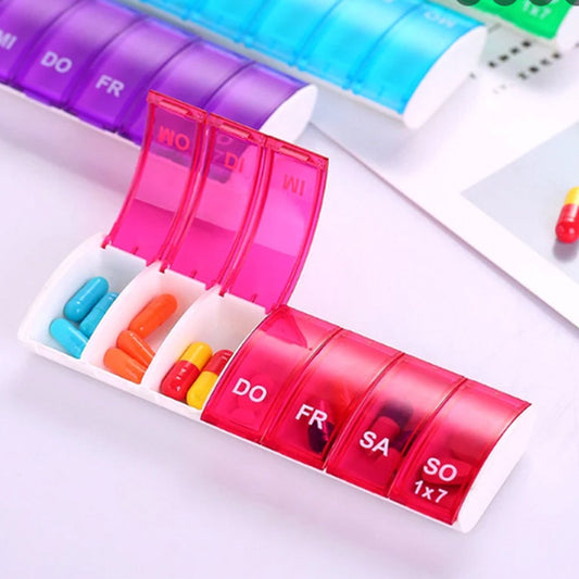 Pill box | Pill case | Medicine box | Pill Box | 7 days | 1 week | Green