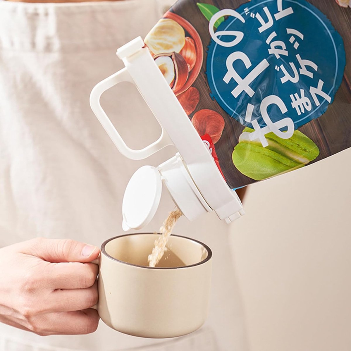 Freshness Clips with Pouring Spout - Bag Sealer - Freshness Clips - Sealing Clips - Bag Sealing Clamp Pouring Spout - Food Sealing - Keep Fresh - Food Bag Clips with Pouring Spouts - For Kitchen Food Storage Bag - White - 1 Piece