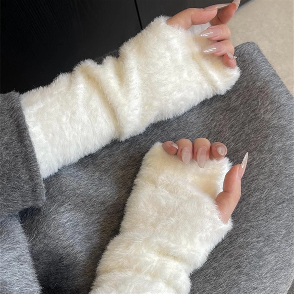 Gloves - Half Fingerless Gloves - Fingerless Gloves for Women - Hand Warmers - Wrist Warmers - Winter Gloves for Running, Cycling and Outdoors - One Size/27.5x8 Cm - White - 1 Pair