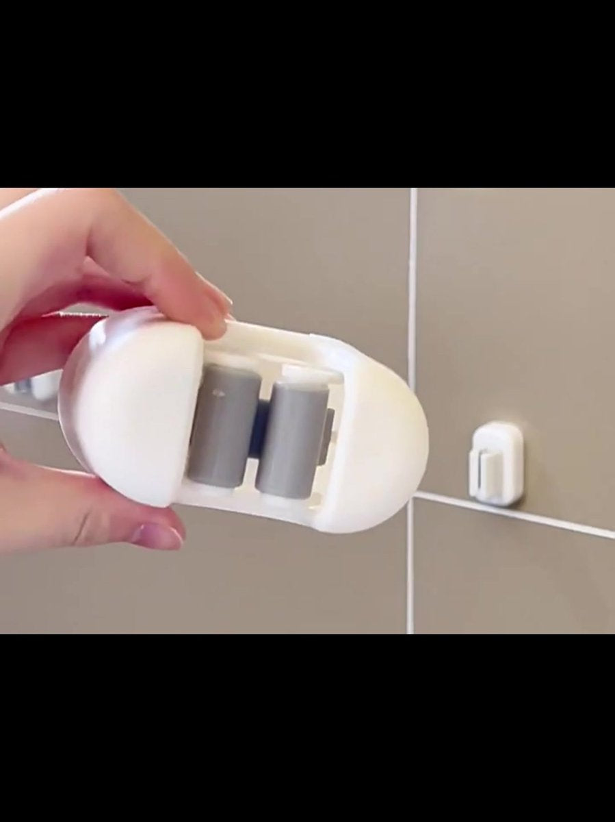 Broom Holder - 3 Pieces - Self-Adhesive - Broom Hanging System - Broom Holder - Garden Tools - Tool Holder - Wall Mount - For Office, Kitchen, Garage, Garden, Storage and Save Space - For Mop and Broom - White