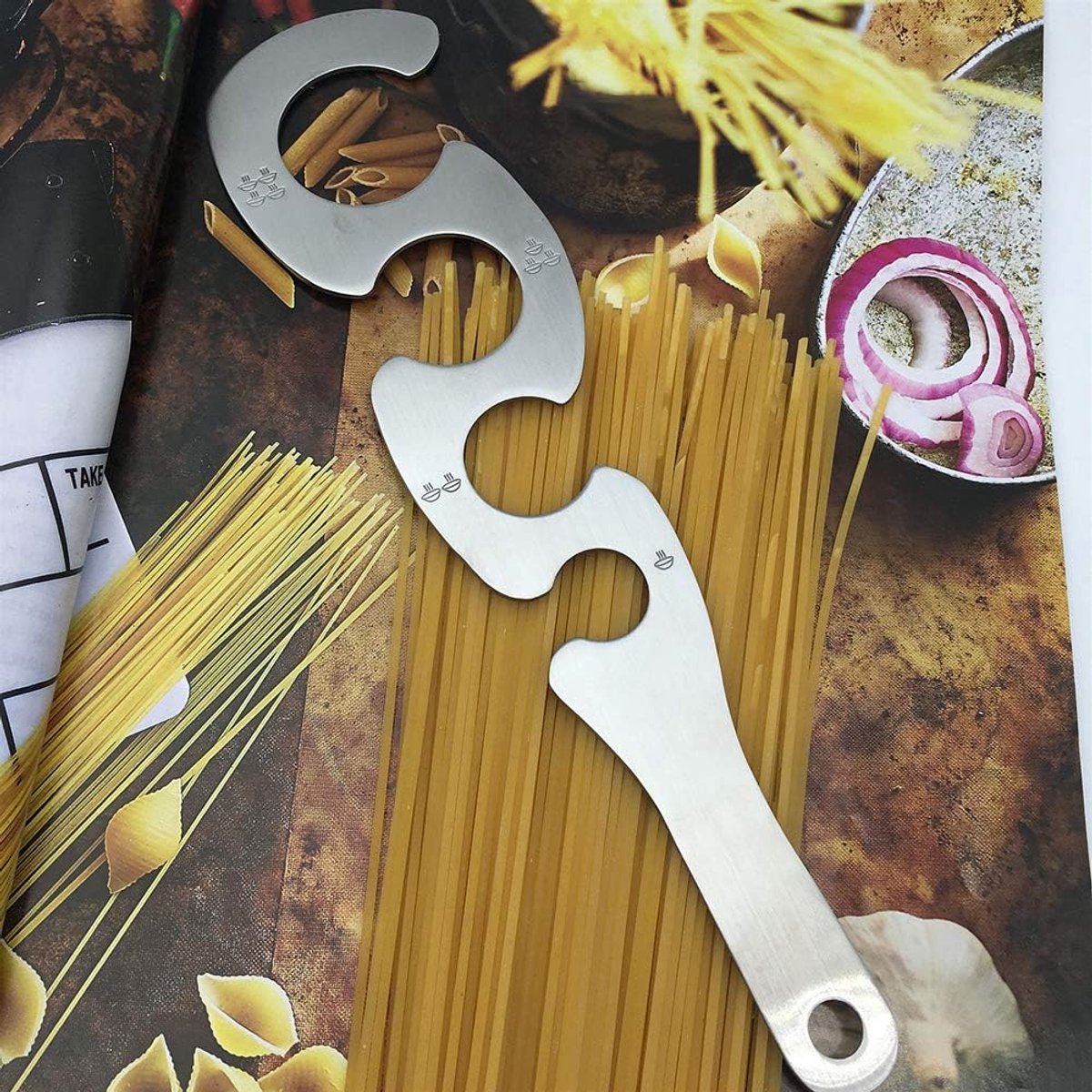 Spaghetti Measurer - Professional Pasta Measuring - 4-Hole S-Shaped Portable Spaghetti Meter - Multifunctional Spaghetti Meter - Universal Pasta Meter - Spaghetti Portioner - Spaghetti Measuring - Small Spaghetti Measurer - Fast Efficient Pasta Measuring