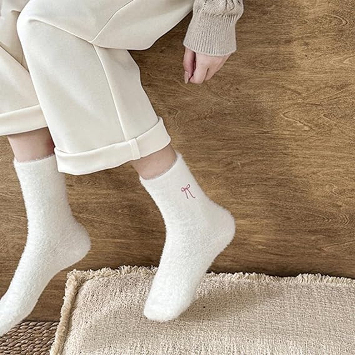 pairs - House socks - Women's house socks - Warm winter socks - Plush socks - Non-slip socks - Fluffy socks - Fuzzy slipper socks - Sleep socks - Coral fleece sleep socks - soft bed socks for women - for cold nights - pink