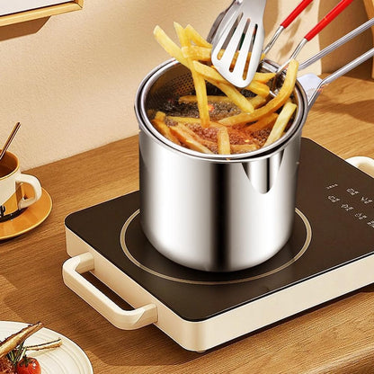 Stainless Steel Deep Fryer - Small Deep Fryer - Filter Jug - With Kitchen Clip - Separates Grease Residues - Deep Fryer with Basket - Mini Deep Fryer - Deep Fryer - Chip Fryer - Household Deep Fryer - Suitable for Gas and Induction - For Kitchen and Campi