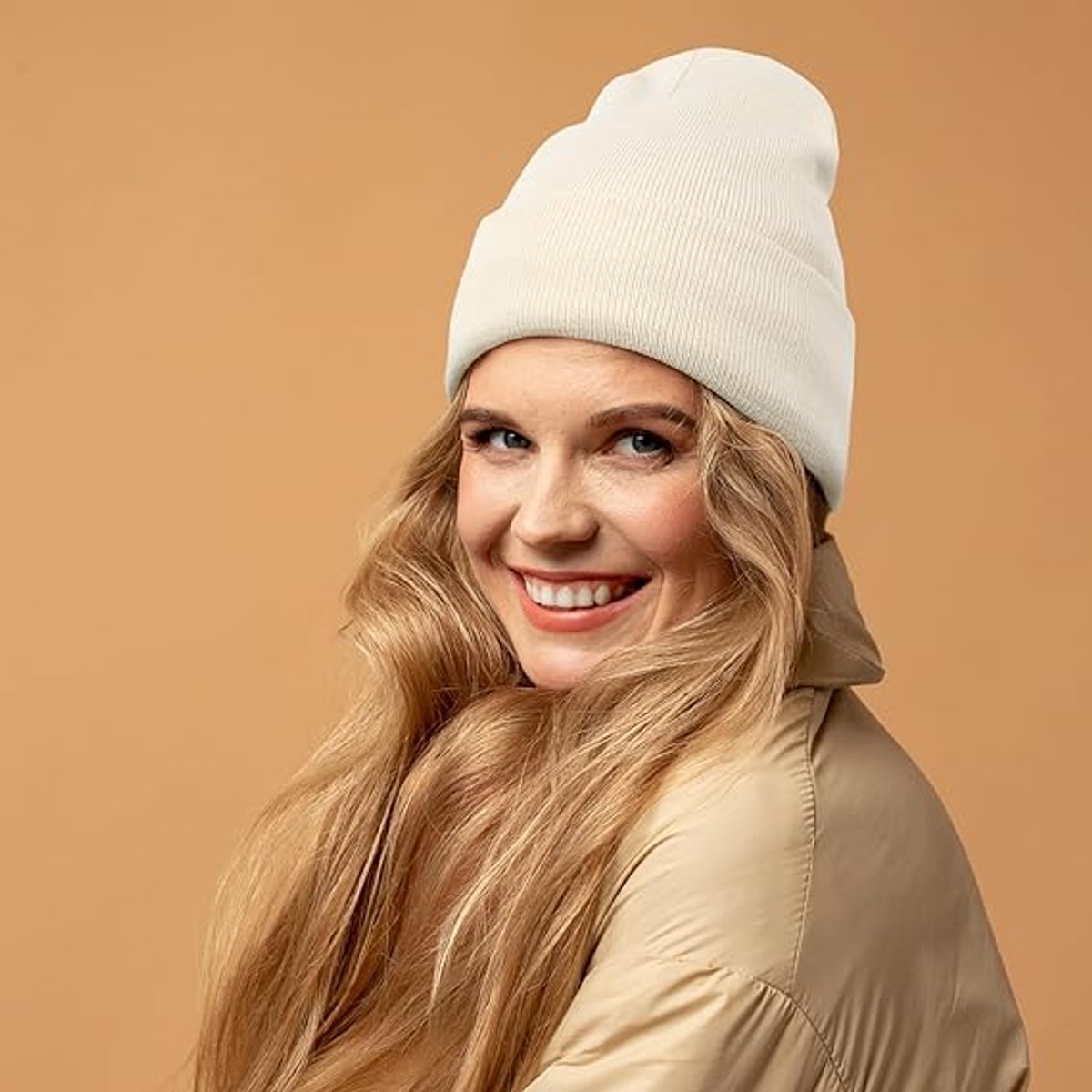 Hat - Knitted hat - Winter hat - Warm hat - Hat with satin lining - warm winter hat - knitted winter hat with fold-over brim - silk lining - soft knitted hat - warm and comfortable - for women and men - white.