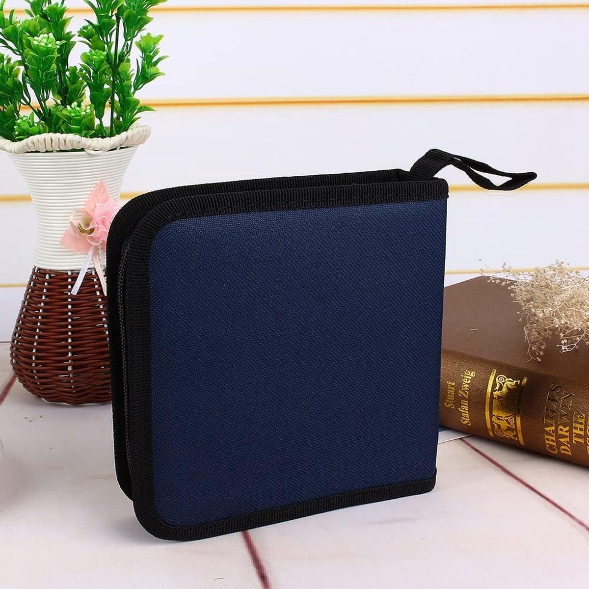 CD/DVD Storage Case - CD Bag - Oxford Cloth - With Zipper - CD Case Storage Folder - DVD Case Case - CD (Rom)/DVD Storage Case - CD/DVD Case Folder - CD/DVD Storage System - Suitable for 40 CDs or DVDs - 16*15.5*4.8cm - Blue