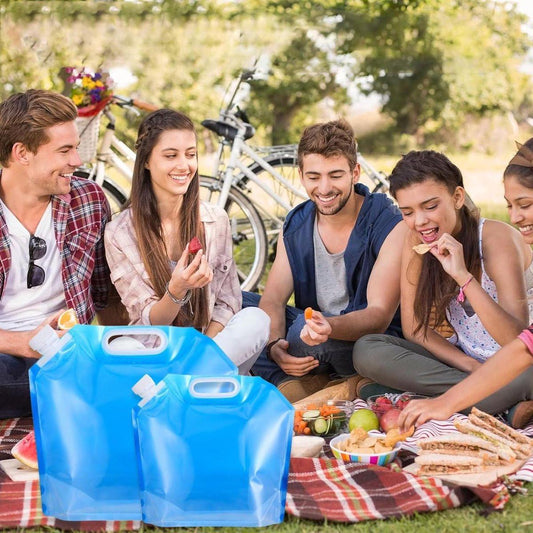 Collapsible Water Jerrycan - 4-Piece Water Reservoir Set - 5 and 10 Liter Flexible Water Jerrycan with Closed Lid and Faucet Switch - Emergency Water Reservoir - Outdoor Life - Emergency Kit - Home Emergency Kit - Portable Emergency Drinking Water Bag.