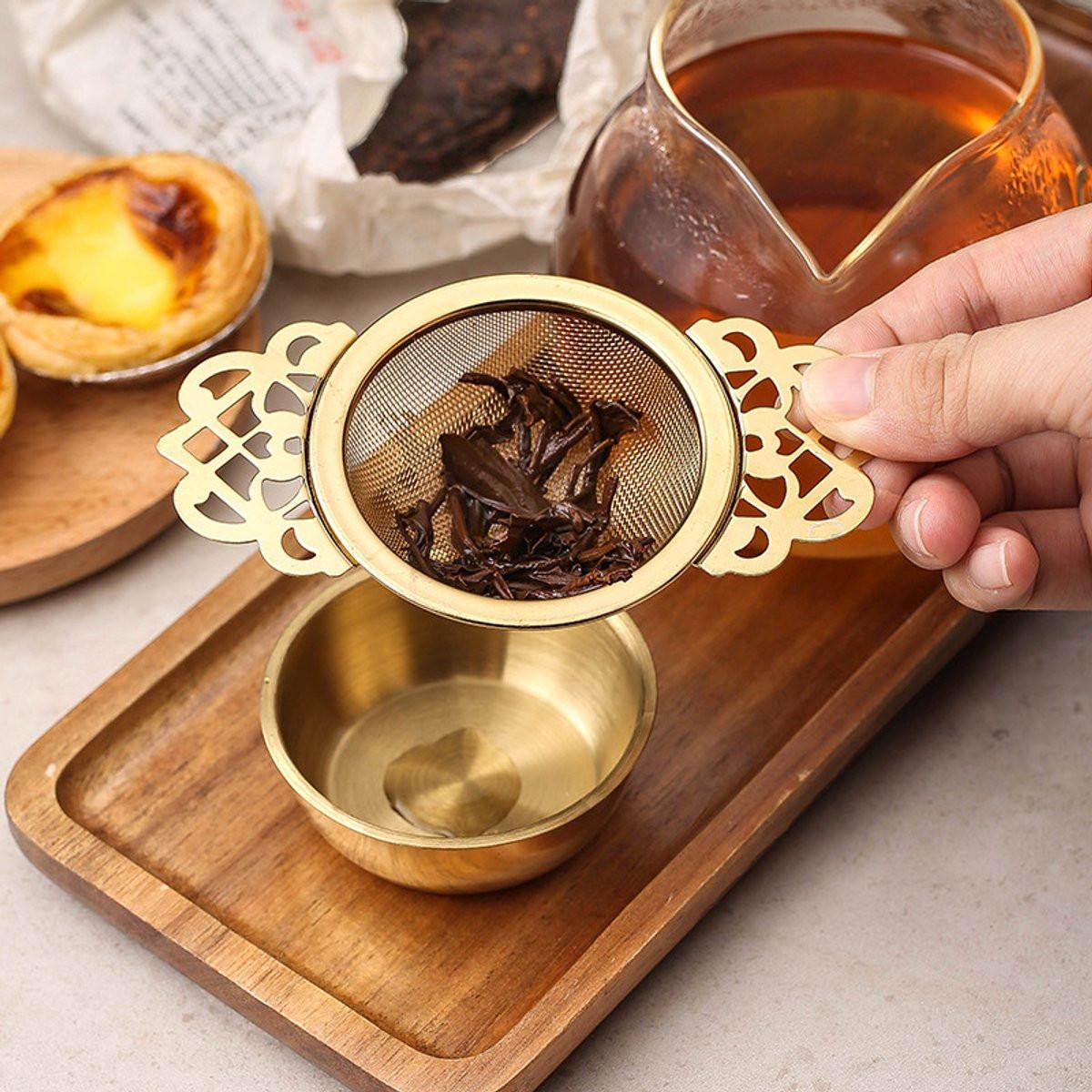 2 pieces - Tea strainer - Tea strainer - With handle and drip plate - gold - Tea filter for loose tea - Tea infuser - Stainless steel tea filter - 11.2*6.5*2.5cm.