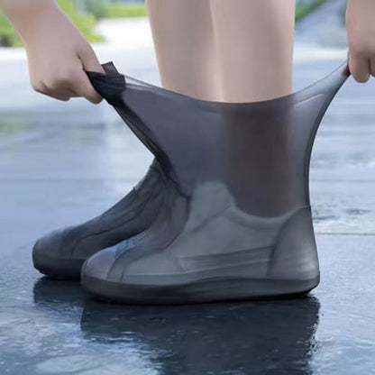 Overshoes - 1 Pair - Waterproof Silicone Overshoes - Reusable, Non-slip, Suitable for Outdoor Activities (Black - Size M).