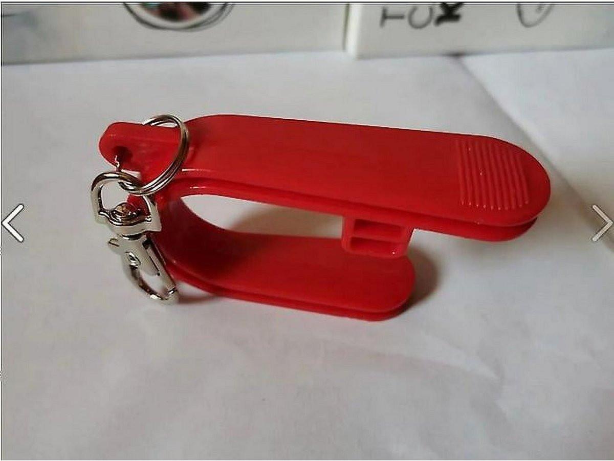 Car Seat Buckle Release Tool - Easily releases child seat buckles - Simple tool for parents, grandparents, and older children.