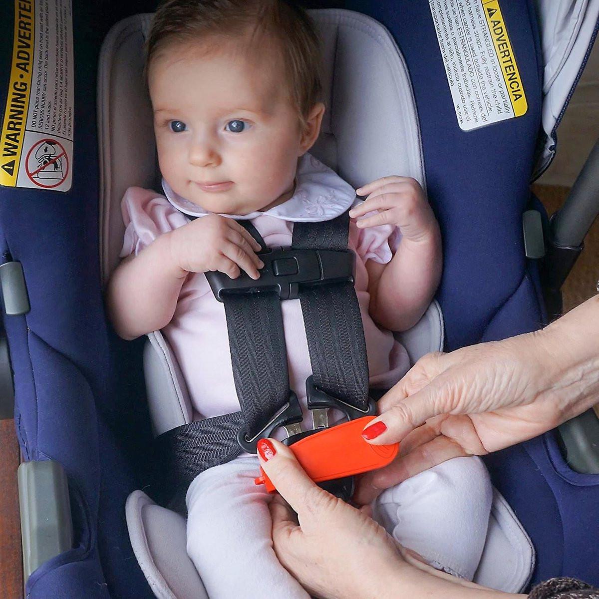 Car Seat Buckle Release Tool - Easily releases child seat buckles - Simple tool for parents, grandparents, and older children.