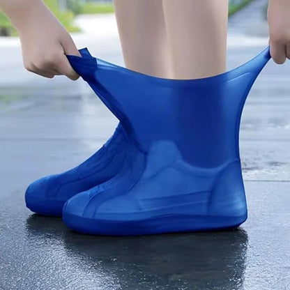 Overshoes - 1 Pair - Waterproof Silicone Overshoes - Reusable, Non-slip, Suitable for Outdoor Activities (Blue - Size M).