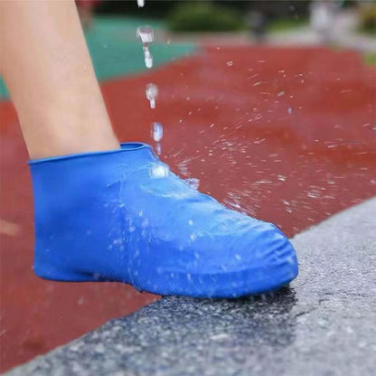 Overshoes - 1 Pair - Waterproof Silicone Overshoes - Reusable, Non-slip, Suitable for Outdoor Activities (Blue - Size M).