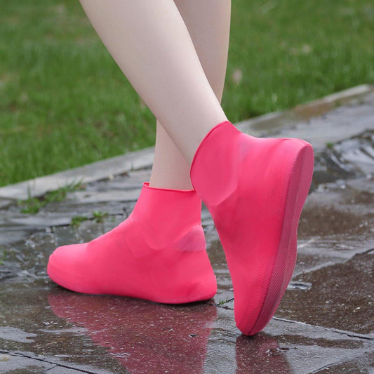 Overshoes - 1 Pair - Waterproof Silicone Overshoes - Reusable, Non-slip, Suitable for Outdoor Activities (Pink - Size M).