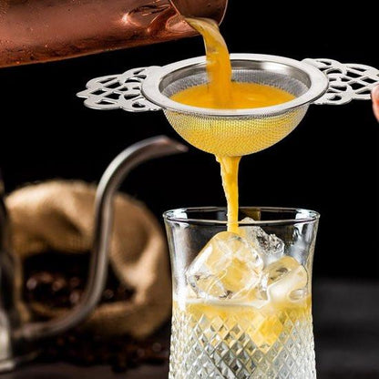 Tea Strainer - 2-piece set - Stainless steel tea infuser - Tea steeper with handle and drip cup - 6.5 cm - Mesh tea filter.