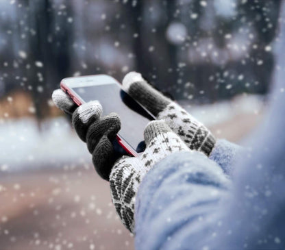 3 Pairs Touch Screen Gloves with Snow Flower Pattern, Warm Knit Winter Gloves Christmas Gifts Stocking Stuffers for Women Black White Red.