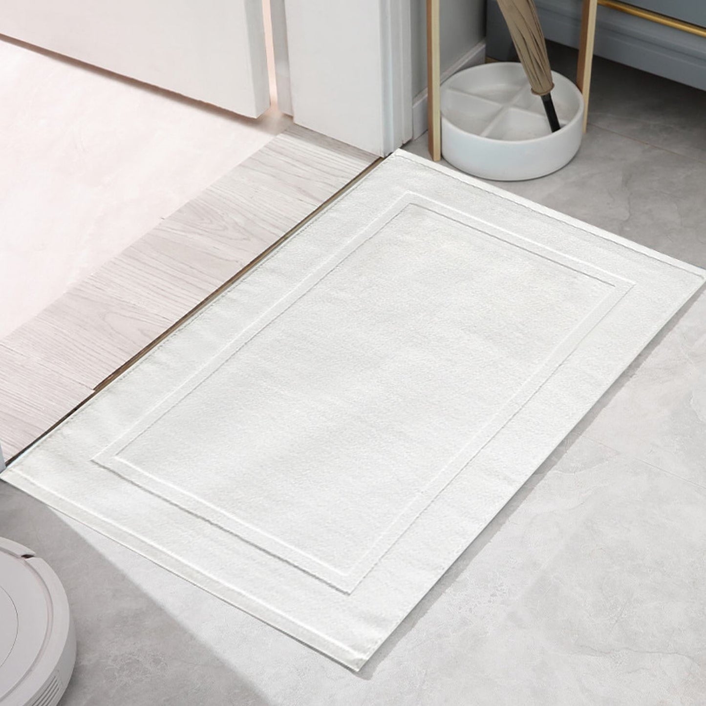 2PCS White Cotton Classic Rug Bath Mats Absorbent Cotton Hotel Spa Shower Bathtub Mats [Not A Bathroom Rug] Machine Washable Shower Bathroom Floor Towel F-White 2PCS