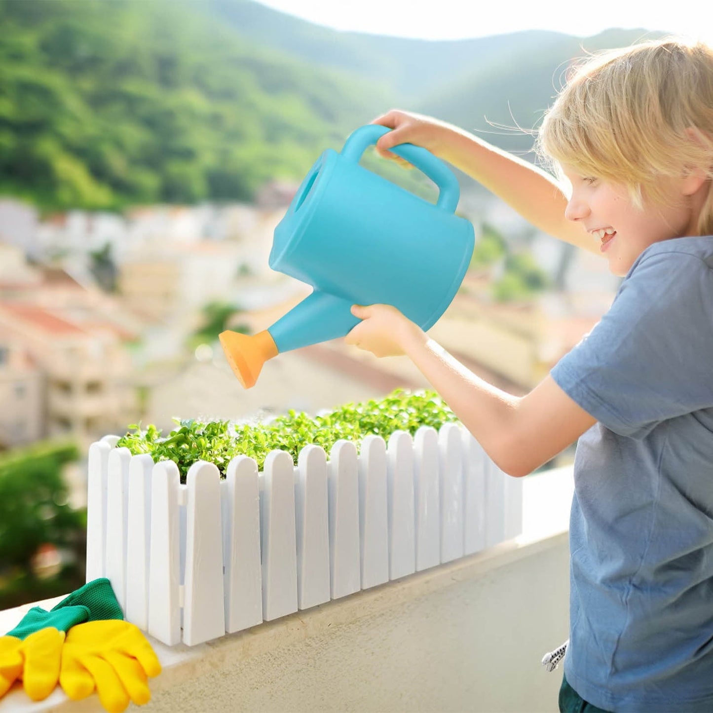 Dmlowu Watering Can 700ml Plastic Kids Watering Can Light-Weight Watering Can Indoor Plants for Artificial Plants Outdoor Garden Flowers Live Plants, Sturdy Gardening Watering Can for Kids Blue