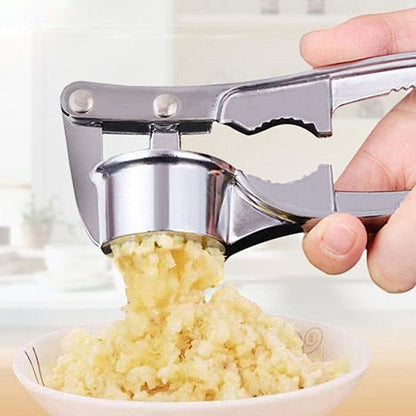 Stainless Steel Garlic Press Rocker, Garlic Mincer With Studs, Heavy Duty Garlic Chopper, Effective Garlic Peeler, Easy to Clean Kitchen Gadget for Minced Garlic, Dishwasher Safe 【500+ bought since yesterday】B