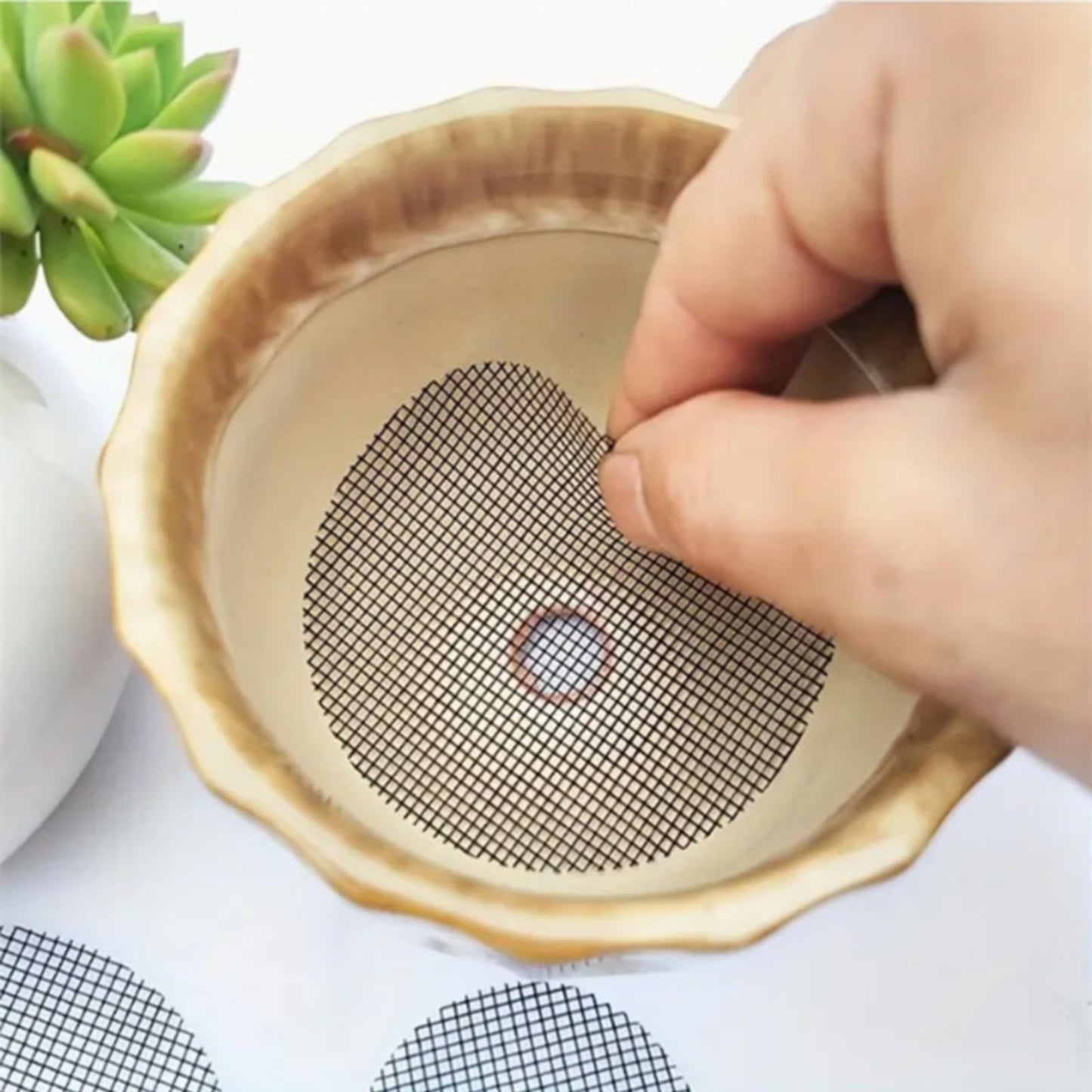 JWDX Strainers Clearance, Flowerpot Gasket Leakproof Earth Gasket Bottom Hole Gasket Bottom Plate Ceramic Flowerpot Breathable Proof Plastic Circular Mesh Gasket Black