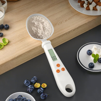 LGCASL White Weighable Spoon 2 in 1 Electronic Kitchen Scale Lcd Digital Measuring Flour Digital Spoon Scale Kitchen Tool Forfood 20.5*5.8*1 H