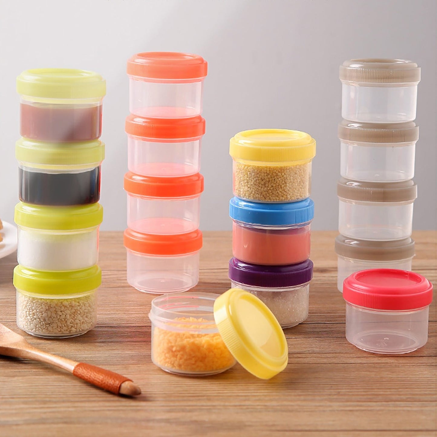4Pcs Clear Plastic Jars With Lids,Small Plastic Storage Jars With Screw On Lids,Mini Wide-Mouth Refillable Storage Containers,Empty Round Containers For Candy,Beads,Lotion,Food Storage,Red Green