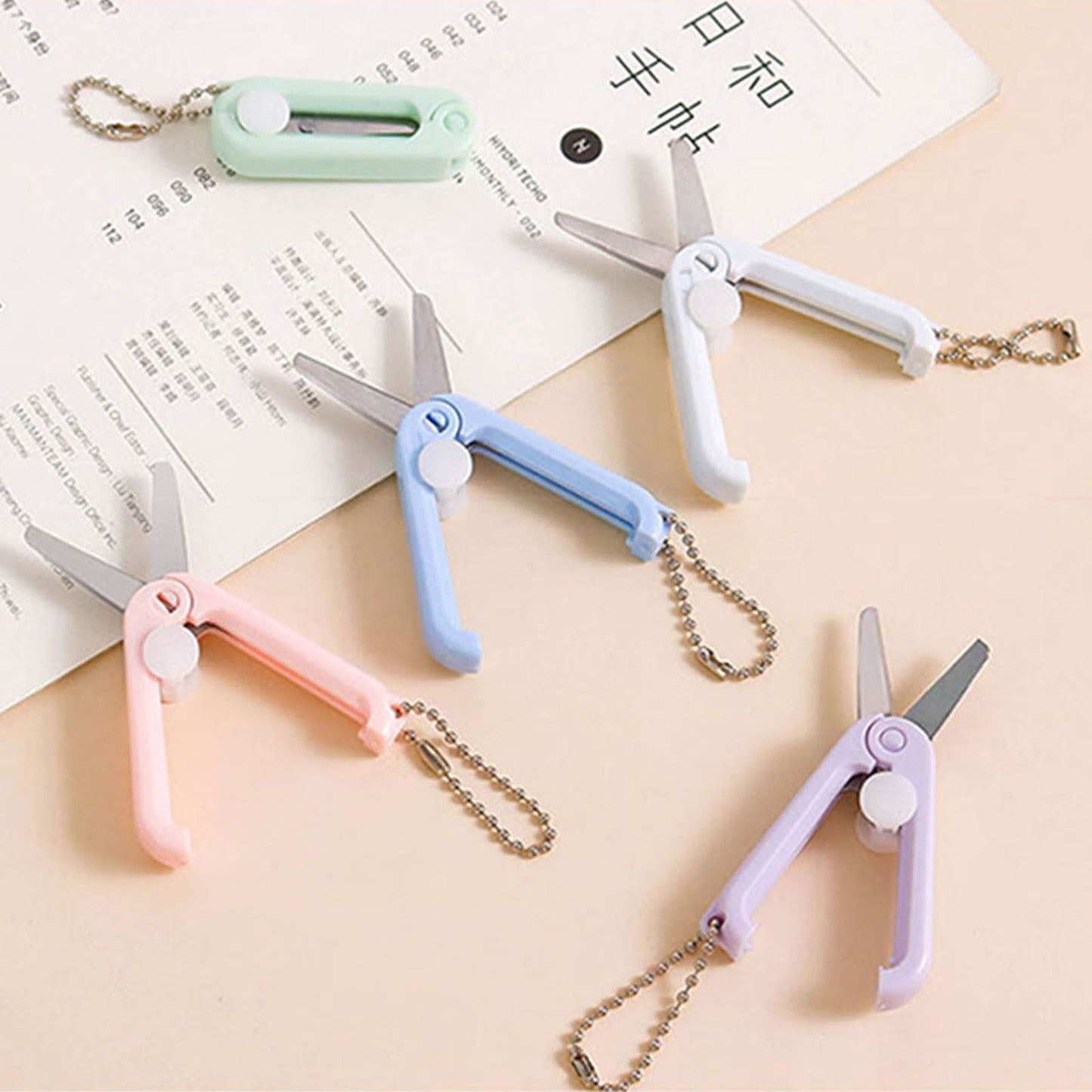1 Pcs Mini Folding Scissors With Key Chain,1.85 Inch Keychain Scissors,Small Foldable Scissors,Portable Pocket Travel Scissors,Retractable Shears For Cutting, Scrapbooking, Crafting,(A,1.85x0.71 in) D