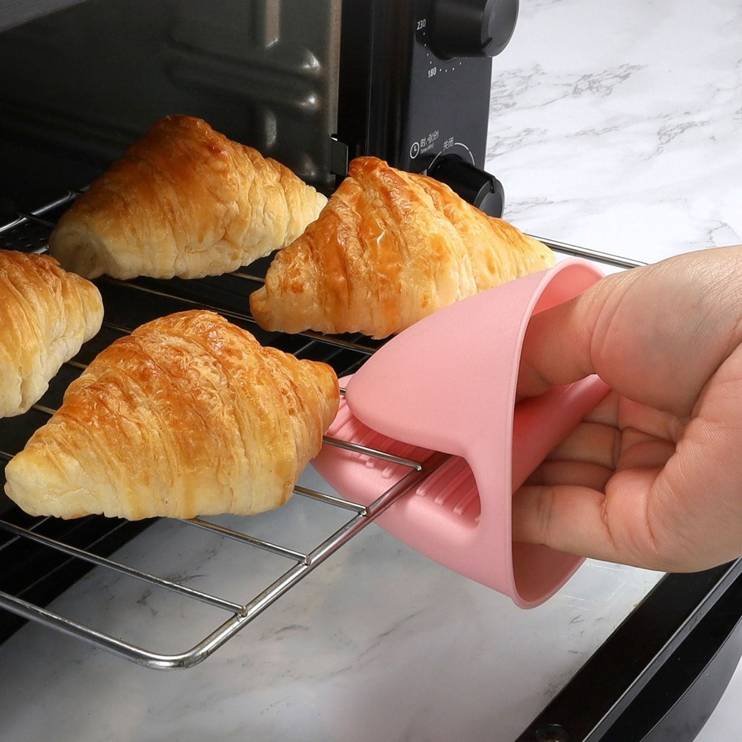 Oven Mitts Heat Resistant, Mini Oven Mitts, Mini Silicone Oven Gloves,Pinch Grips Mitts Potholder for Kitchen Cooking & Baking, 1 Pcs, 3.93x3.35 3.93" x 3.35" Red