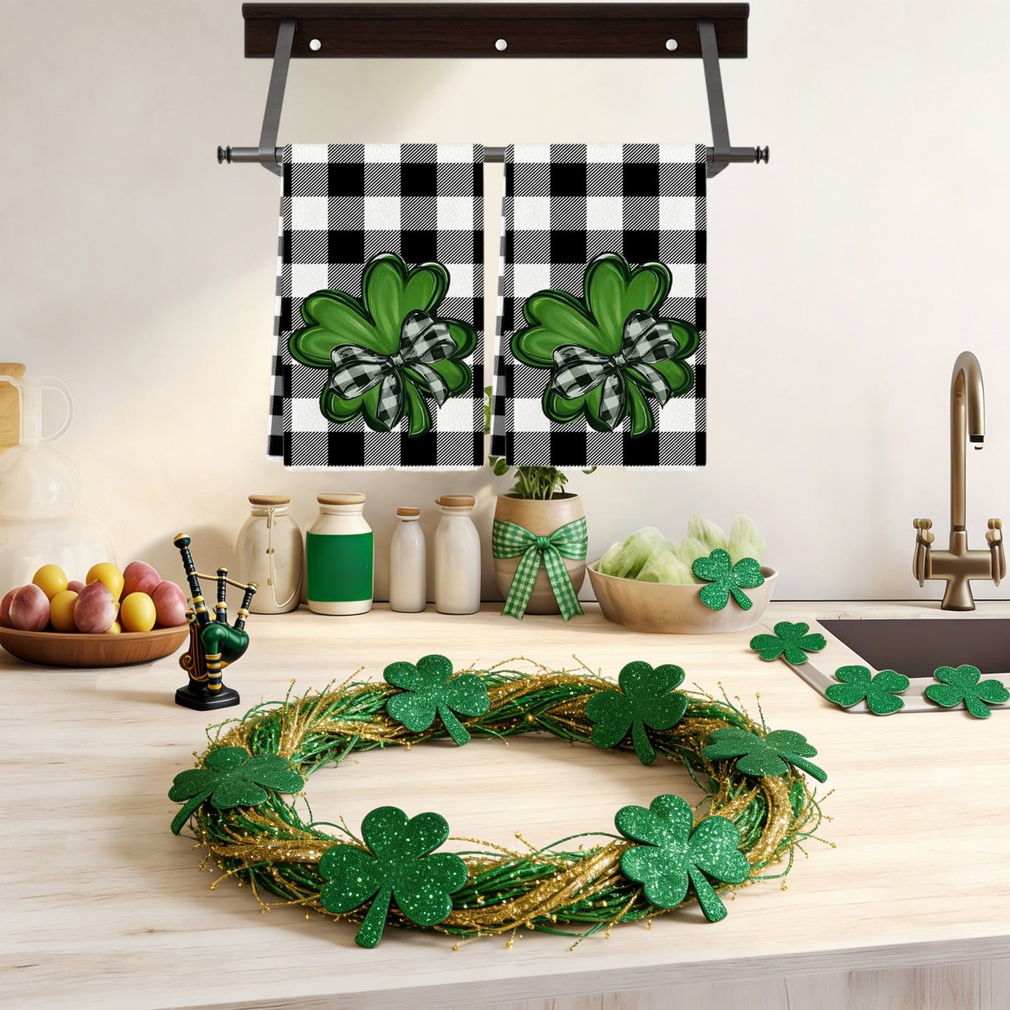 Shamrock Green Dish Towel,Set of 1 St.Patrick's Day Kitchen Towel,Bathroom Decorative Cloth for Irish Decoration Kitchen Bathroom Home Cooking Housewarming Gifts,15 x 24 Inch A