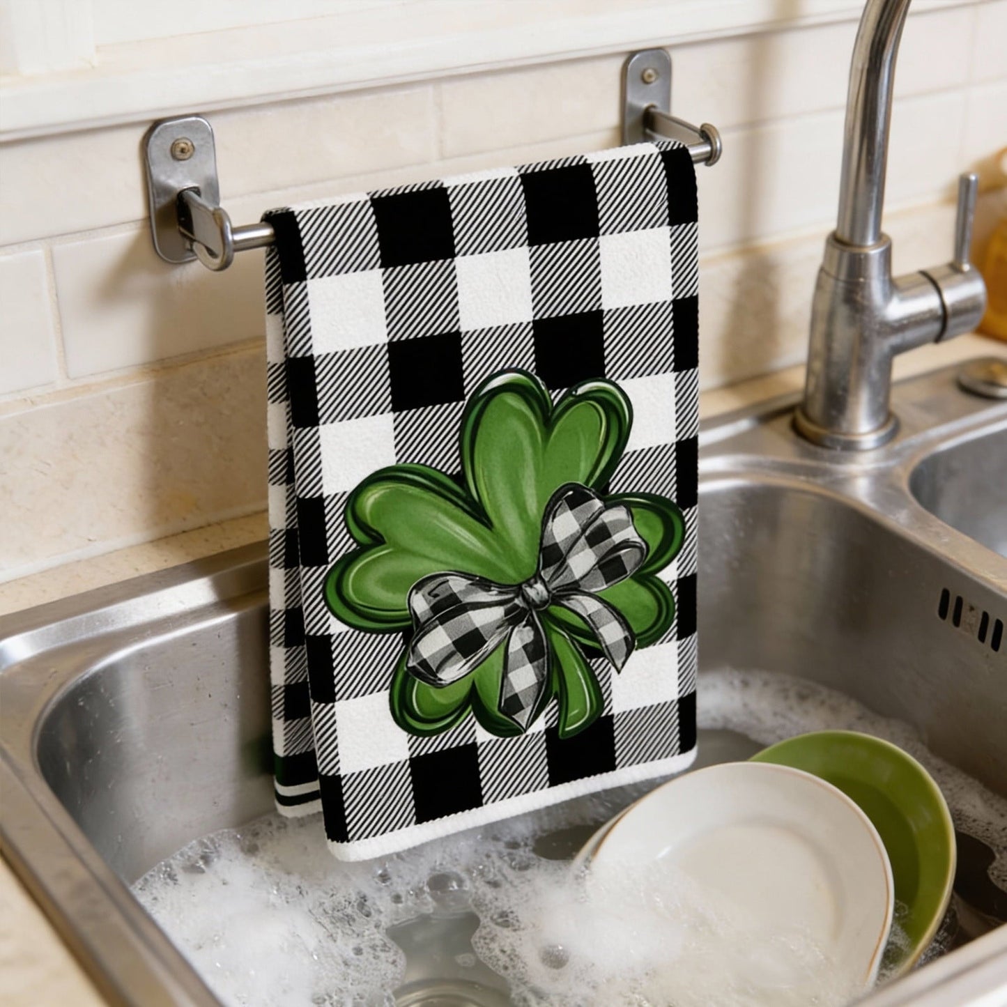 Shamrock Green Dish Towel,Set of 1 St.Patrick's Day Kitchen Towel,Bathroom Decorative Cloth for Irish Decoration Kitchen Bathroom Home Cooking Housewarming Gifts,15 x 24 Inch A