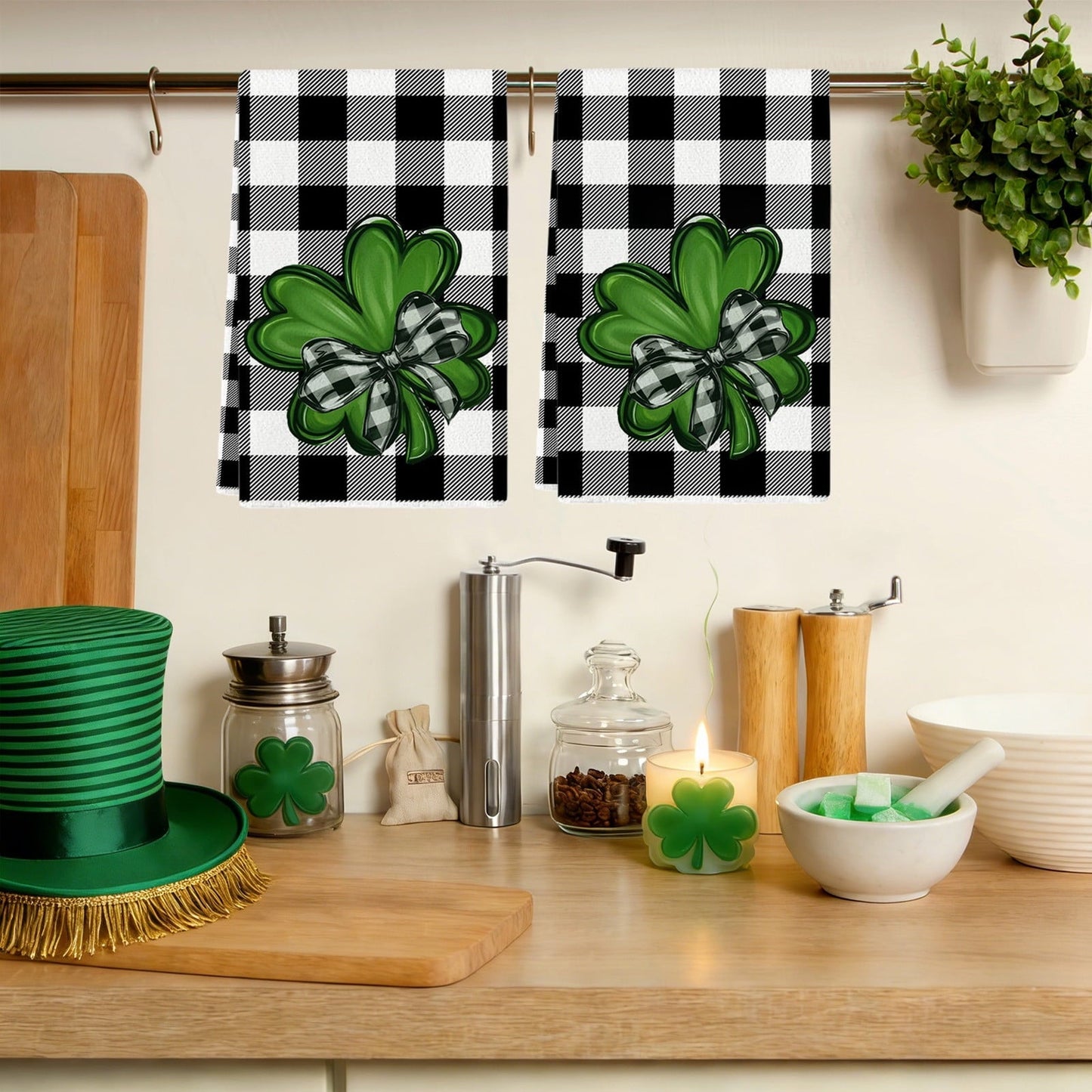Shamrock Green Dish Towel,Set of 1 St.Patrick's Day Kitchen Towel,Bathroom Decorative Cloth for Irish Decoration Kitchen Bathroom Home Cooking Housewarming Gifts,15 x 24 Inch A