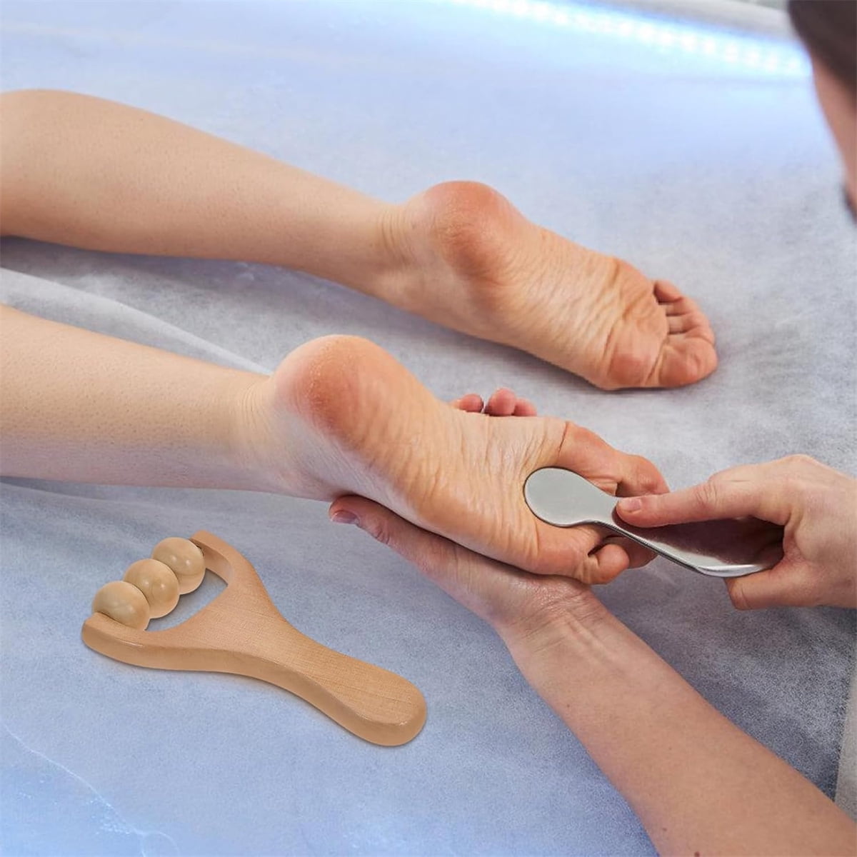Wooden Massage Roller,Tutuviw 4 Pcs Portable Hand Roller Massagers,Wood Therapy Massages Roller Stick,Muscle Back Neck Shoulder Legs Massages Rollers for Gym Studio Office Home