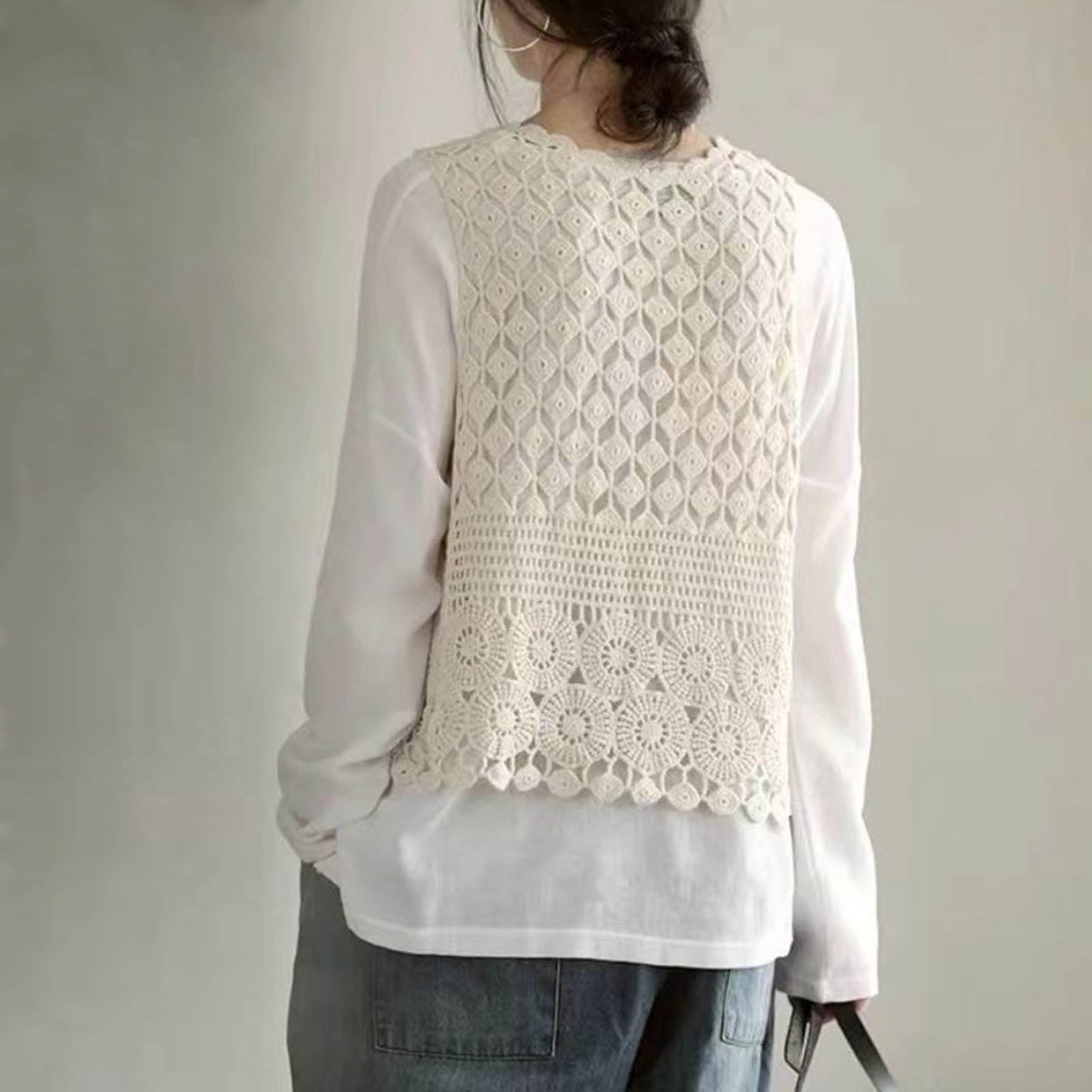 Women Vest Women's Sleeveless Knitted Hollow Vest Retro Crochet Cardigan for Summer Spring Autumn Sleeveless Cardigan One Size Apricot